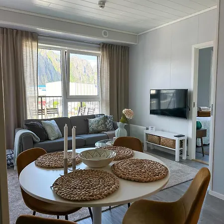 Apartman Mountain And Sea View