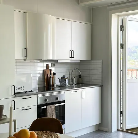 Mountain And Sea View Apartment *