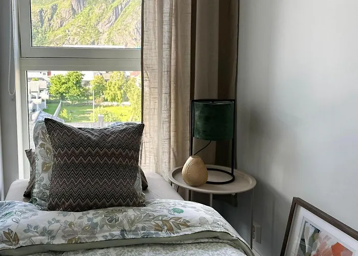 Mountain And Sea View * Svolvær